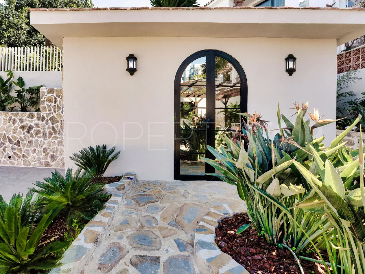 Nueva Andalucia, villa en venta
