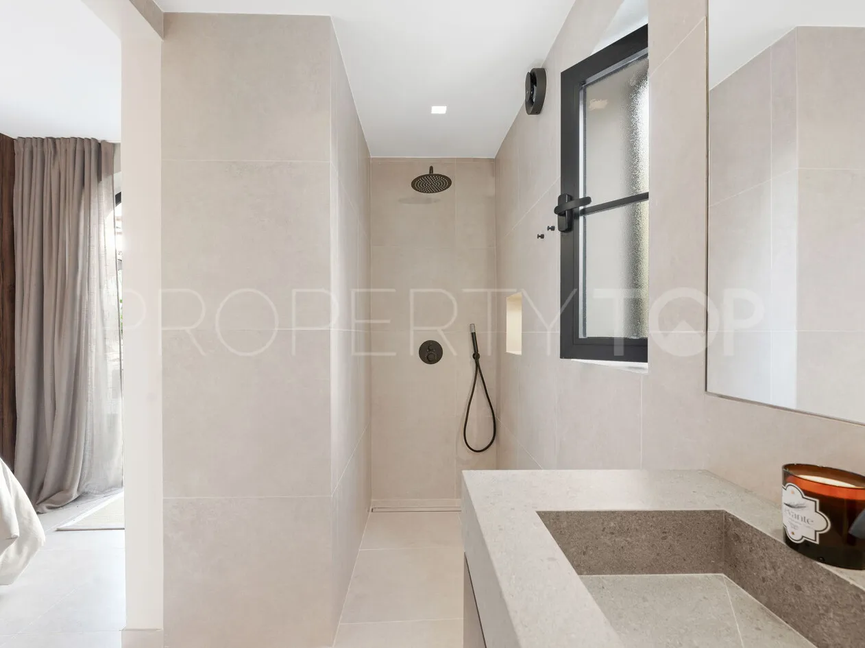 Nueva Andalucia, villa en venta