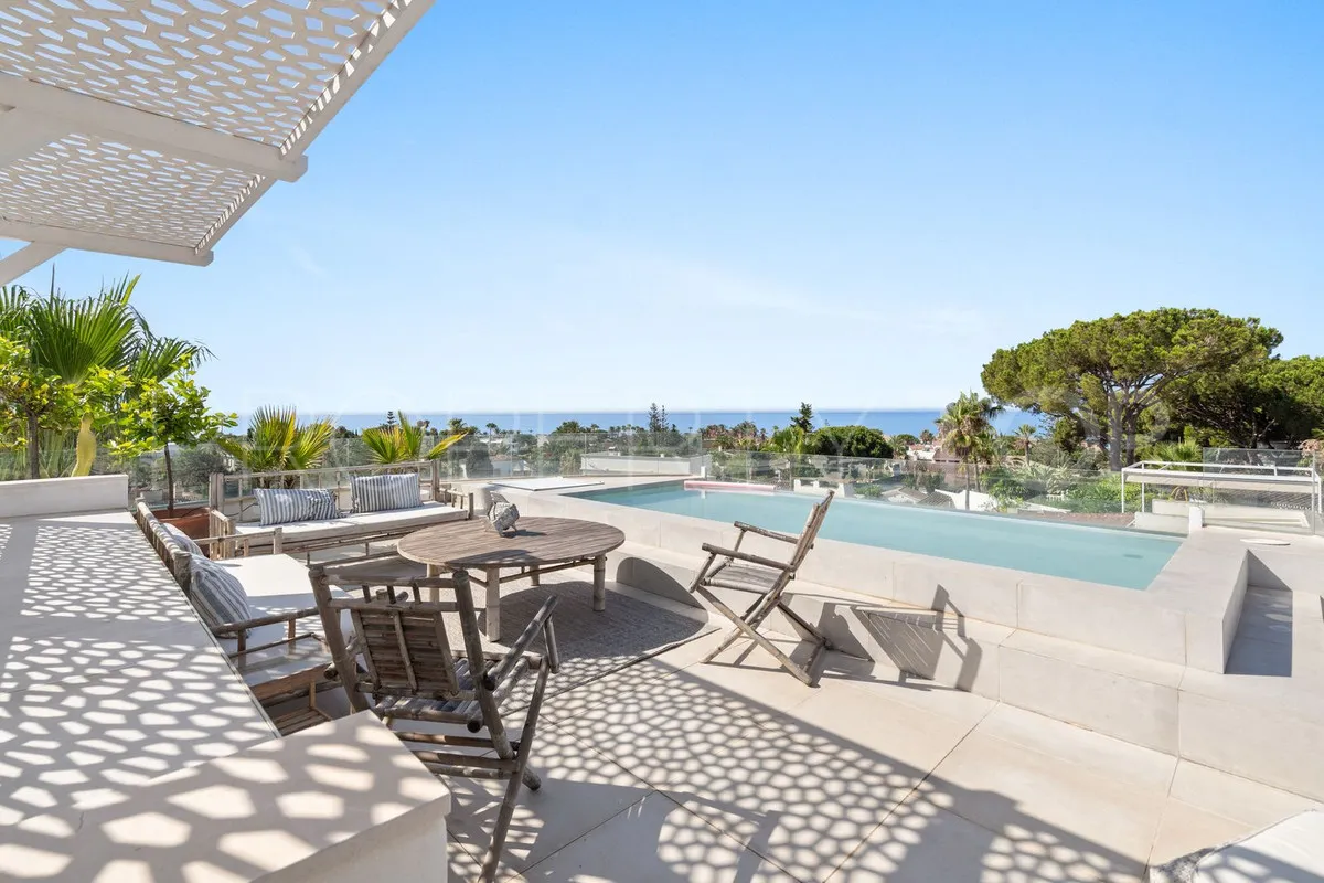 Comprar villa en Marbesa con 3 dormitorios