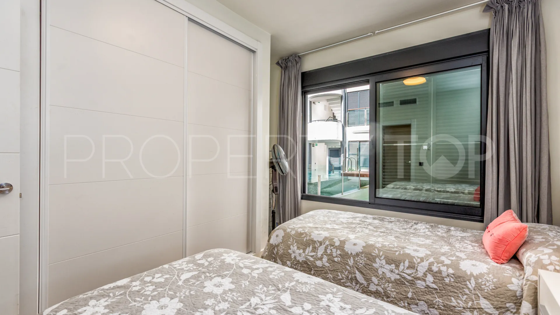 Estepona Casco Antiguo, apartamento planta baja en venta de 2 dormitorios