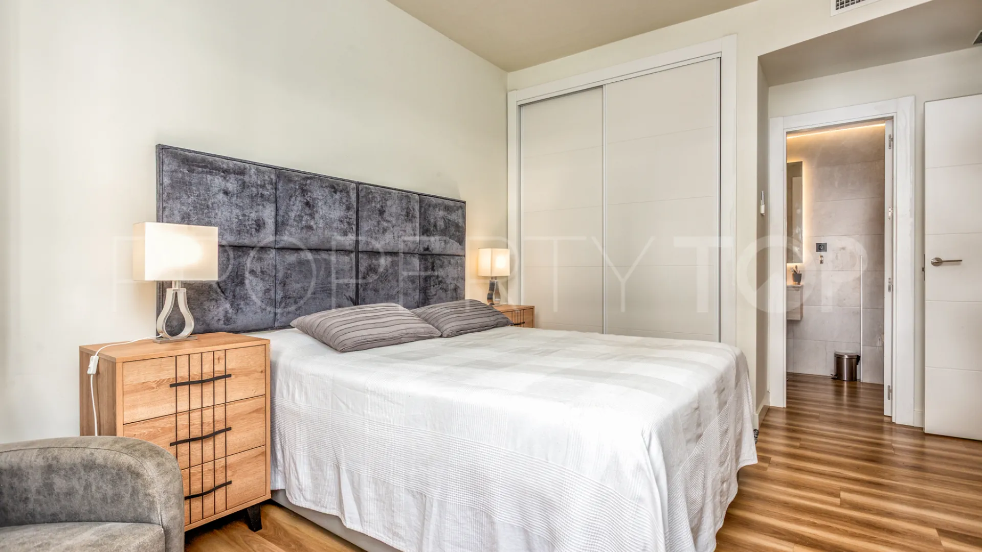 Estepona Casco Antiguo, apartamento planta baja en venta de 2 dormitorios