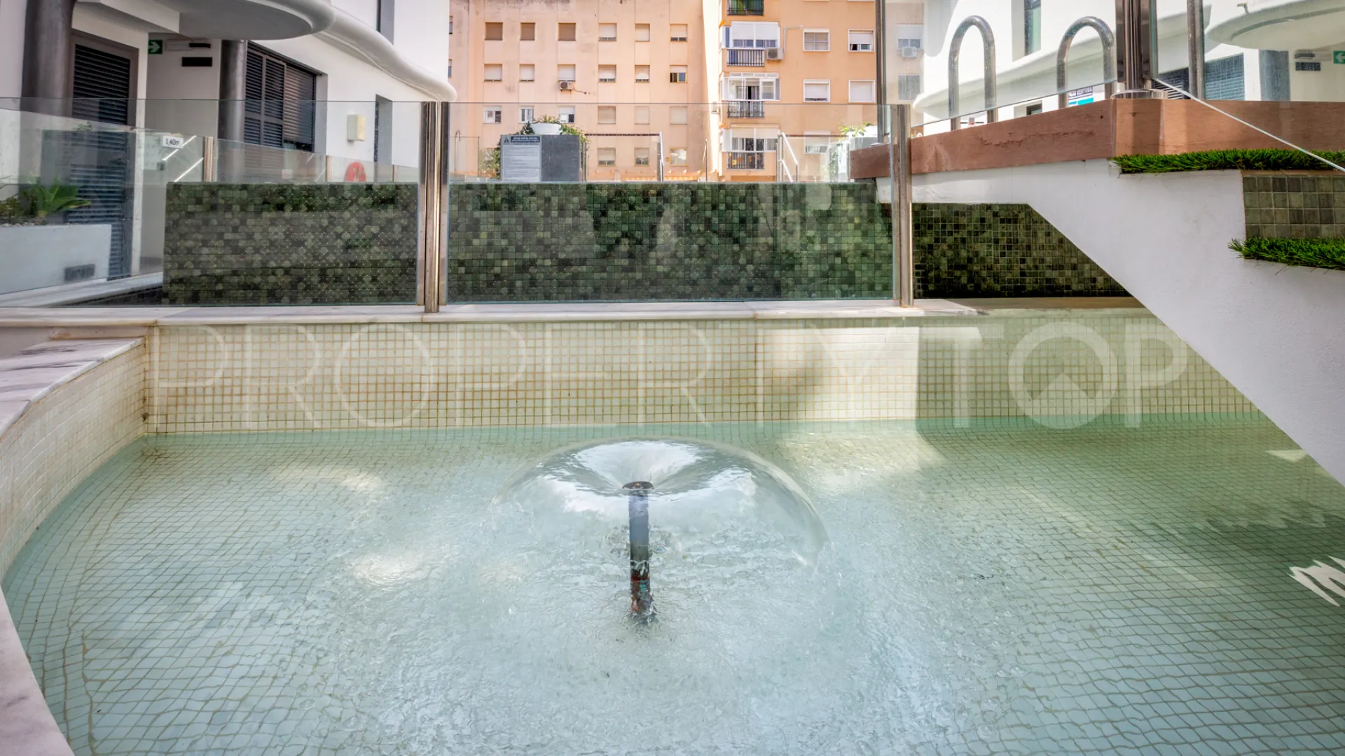 Estepona Casco Antiguo, apartamento planta baja en venta de 2 dormitorios