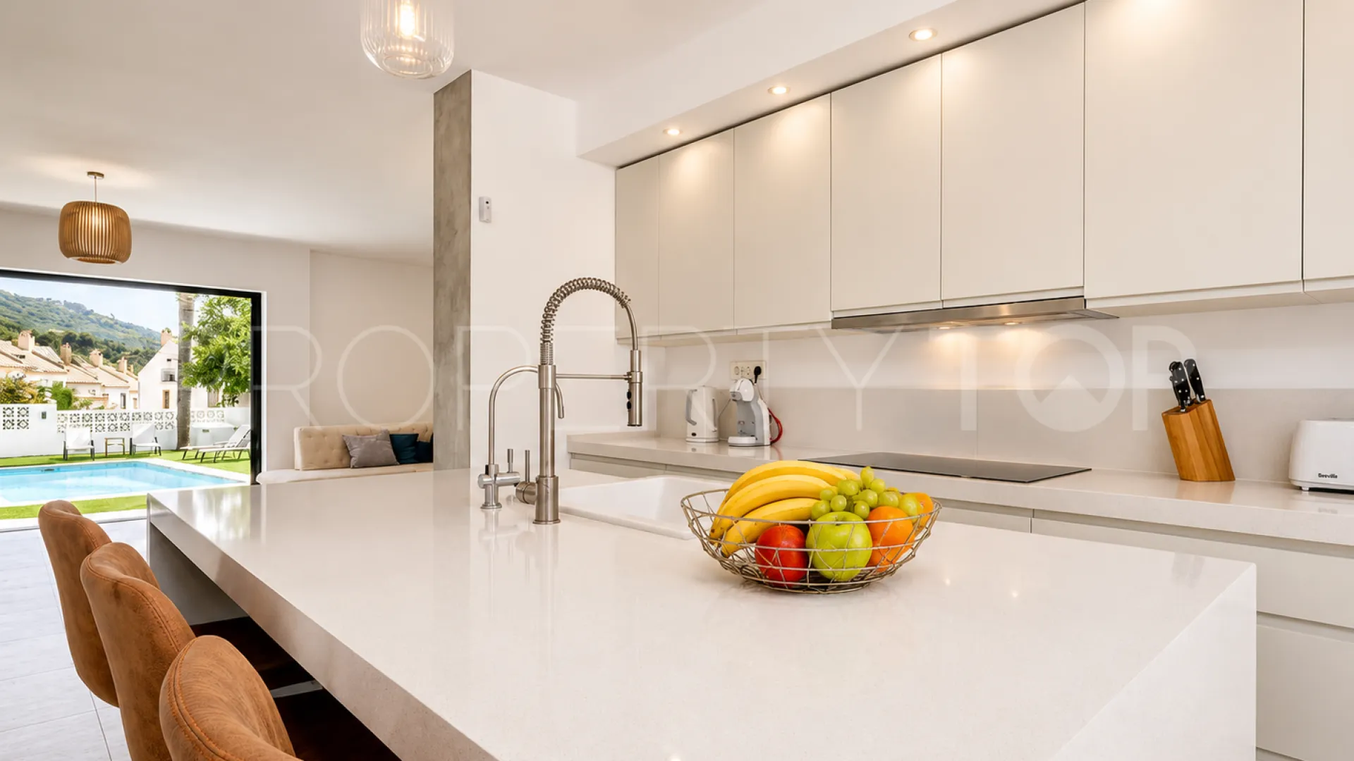 Villa in Marbella City for sale