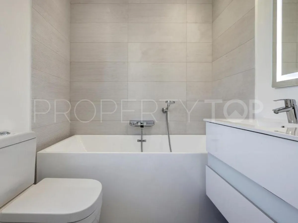 Villa in Marbella City for sale