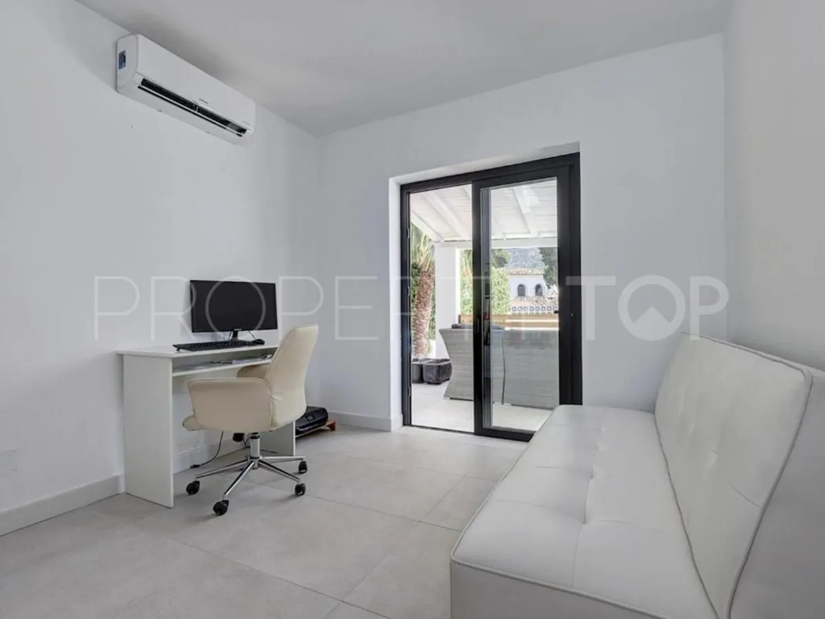 Villa in Marbella City for sale