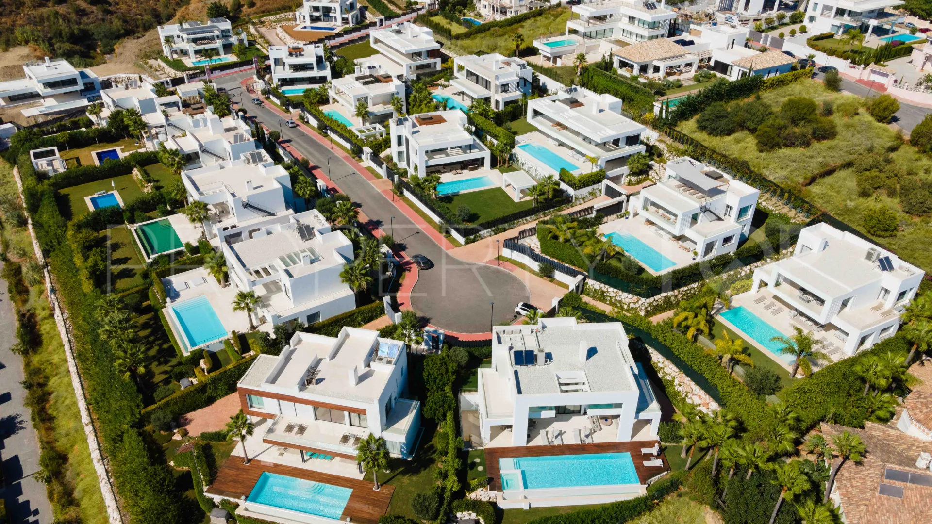 For sale Los Olivos 5 bedrooms villa