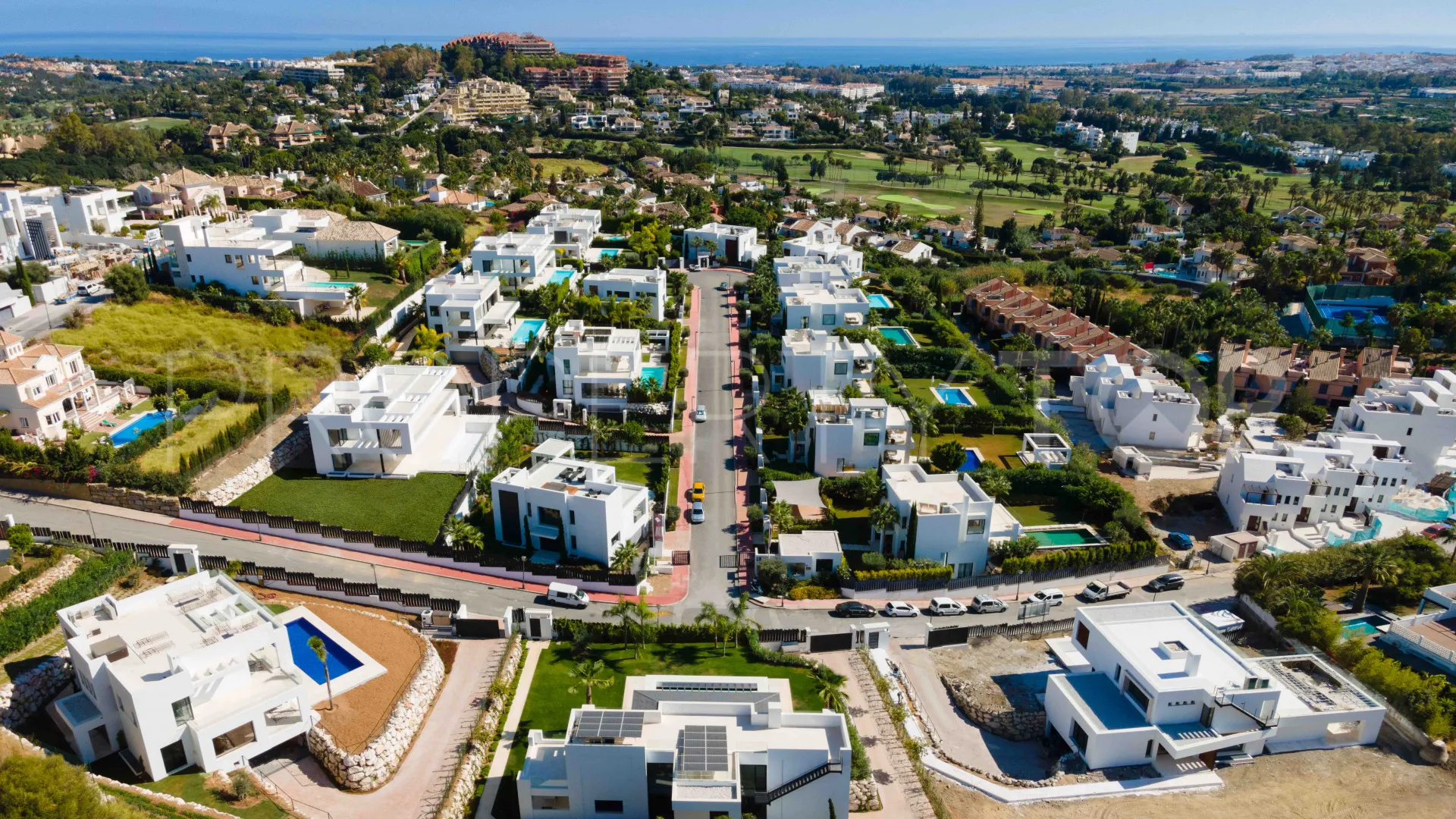 For sale Los Olivos 5 bedrooms villa