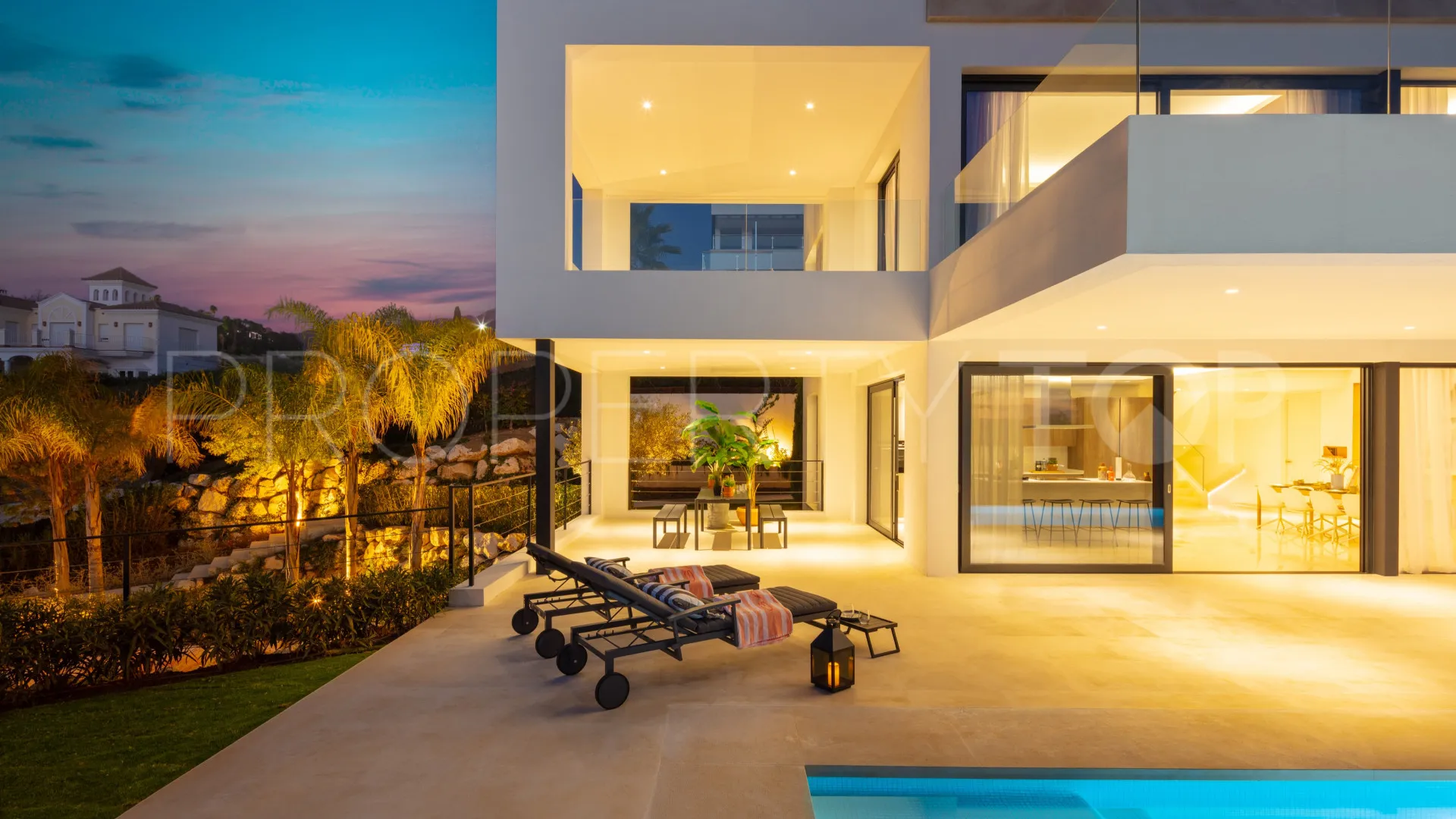 For sale Los Olivos 5 bedrooms villa