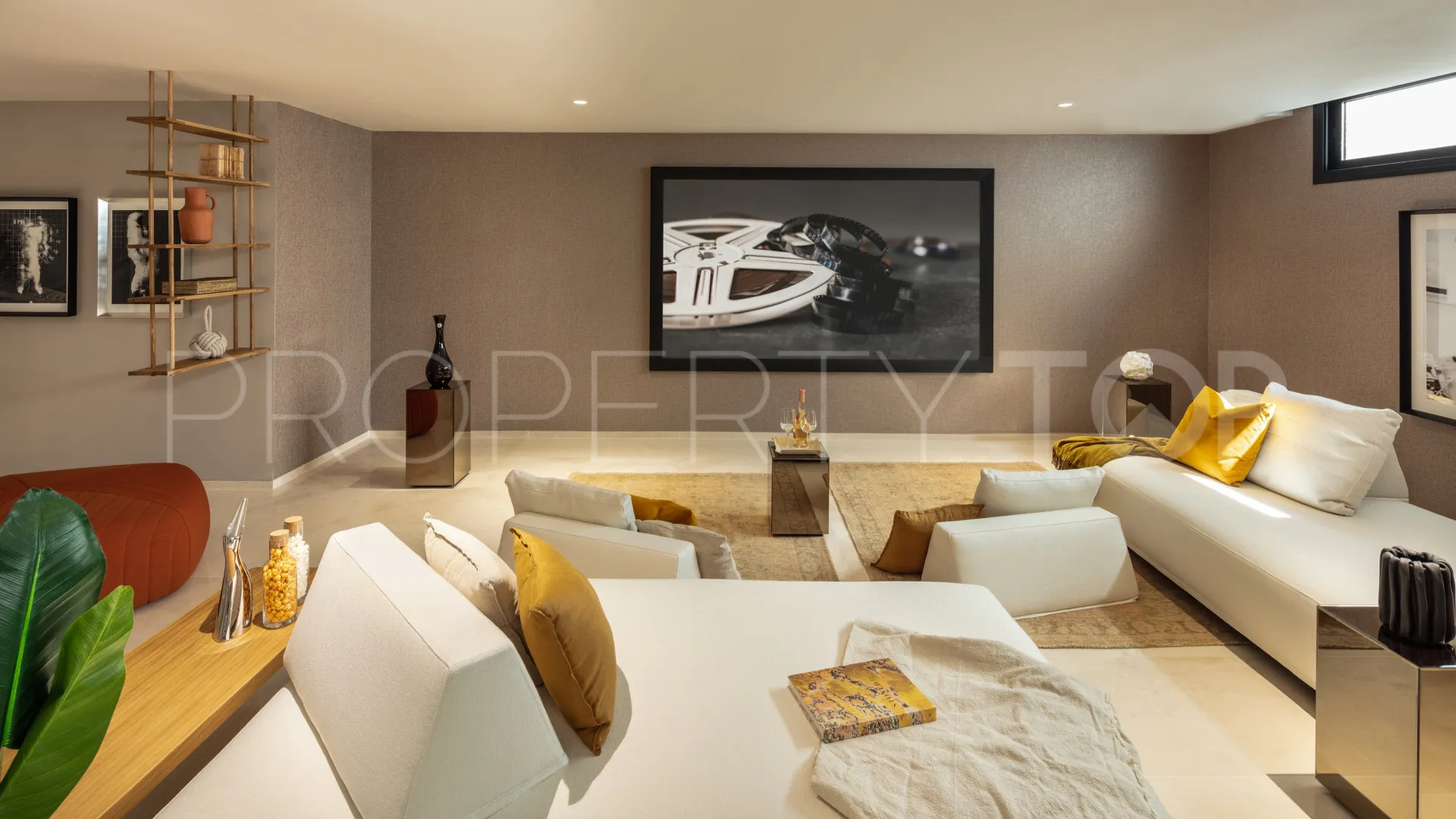 For sale Los Olivos 5 bedrooms villa