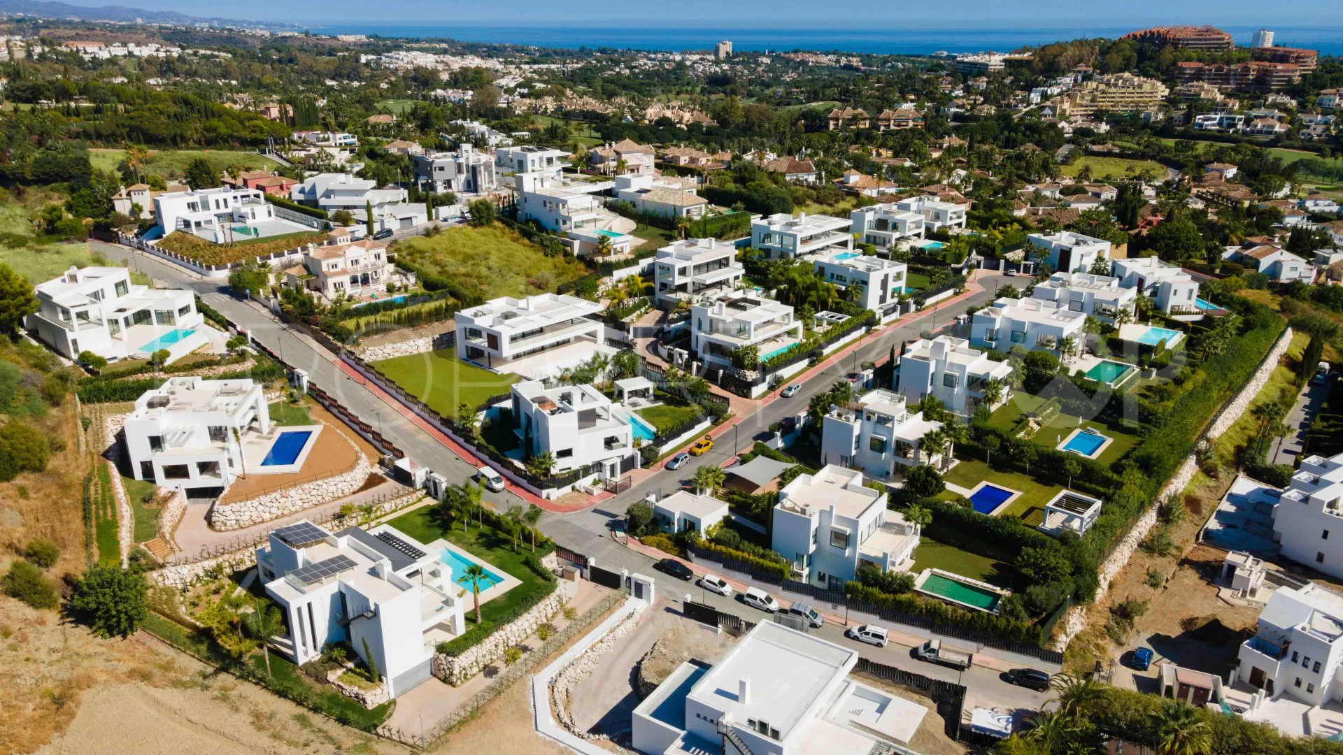 For sale Los Olivos 5 bedrooms villa