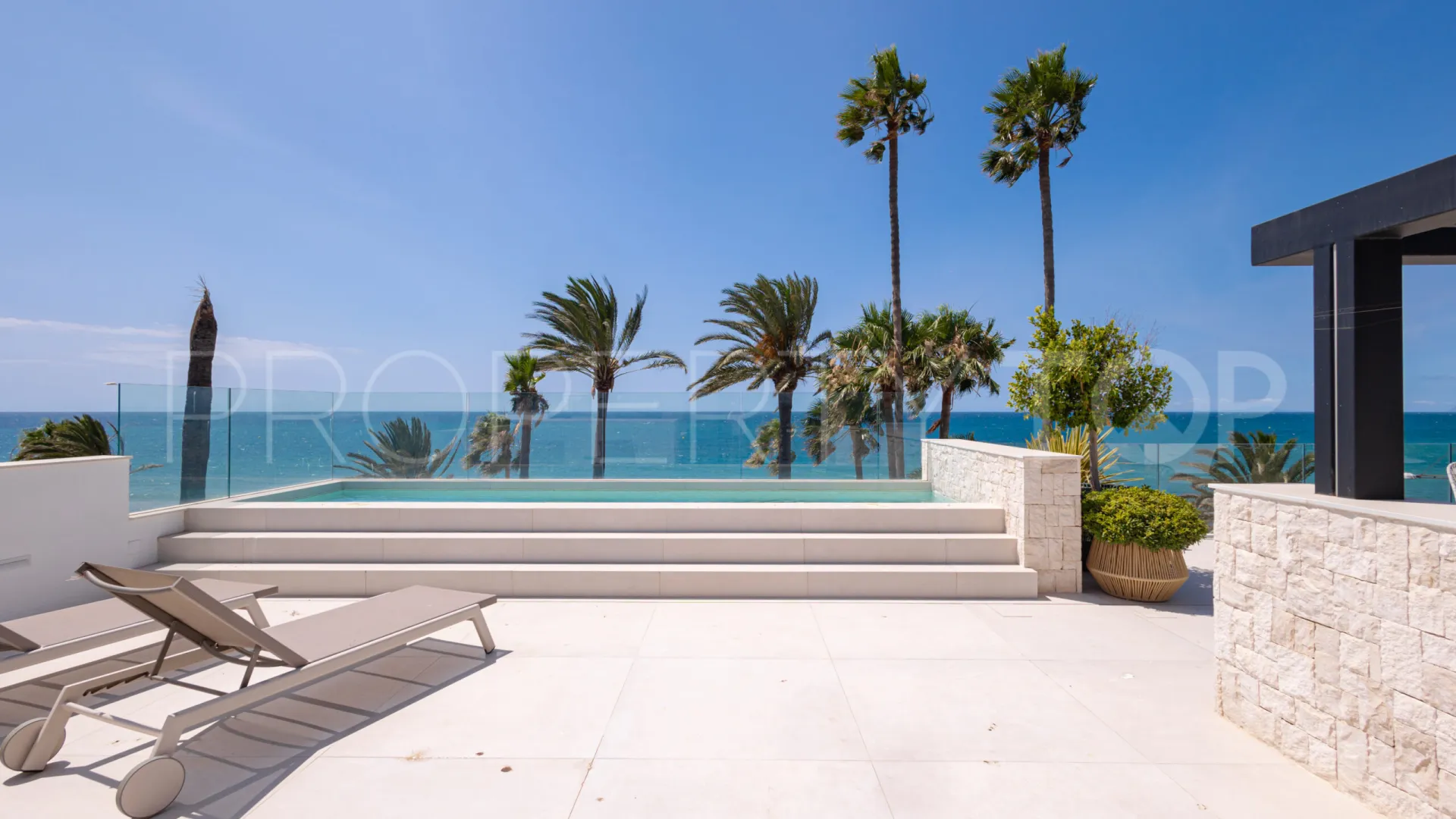 Villa de 3 dormitorios en venta en Cortijo Blanco