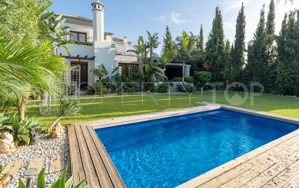 For sale villa in La Resina Golf with 4 bedrooms