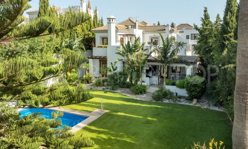 For sale villa in La Resina Golf with 4 bedrooms