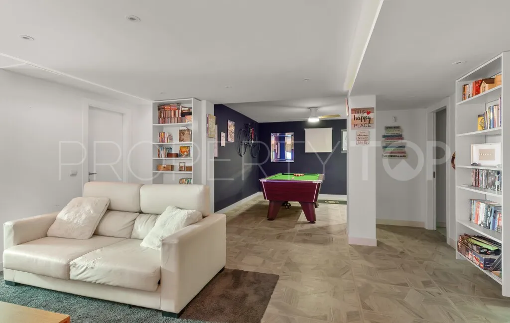 For sale villa in La Resina Golf with 4 bedrooms