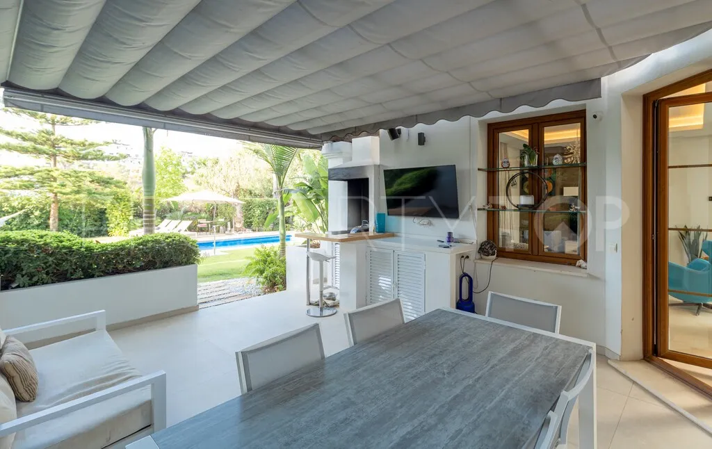 For sale villa in La Resina Golf with 4 bedrooms