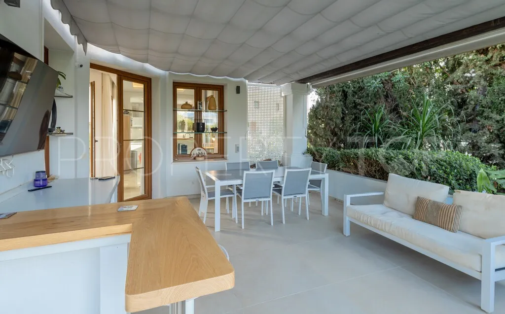 For sale villa in La Resina Golf with 4 bedrooms