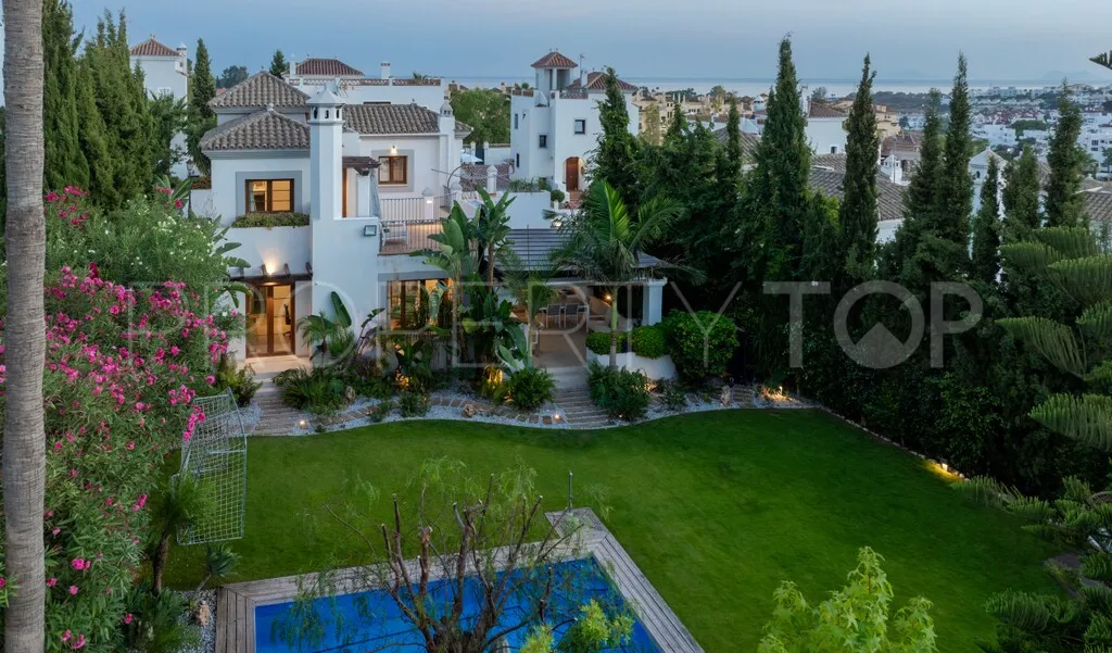 For sale villa in La Resina Golf with 4 bedrooms