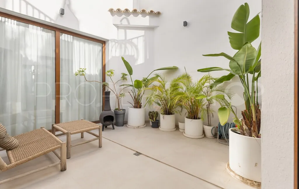 For sale villa in La Resina Golf with 4 bedrooms