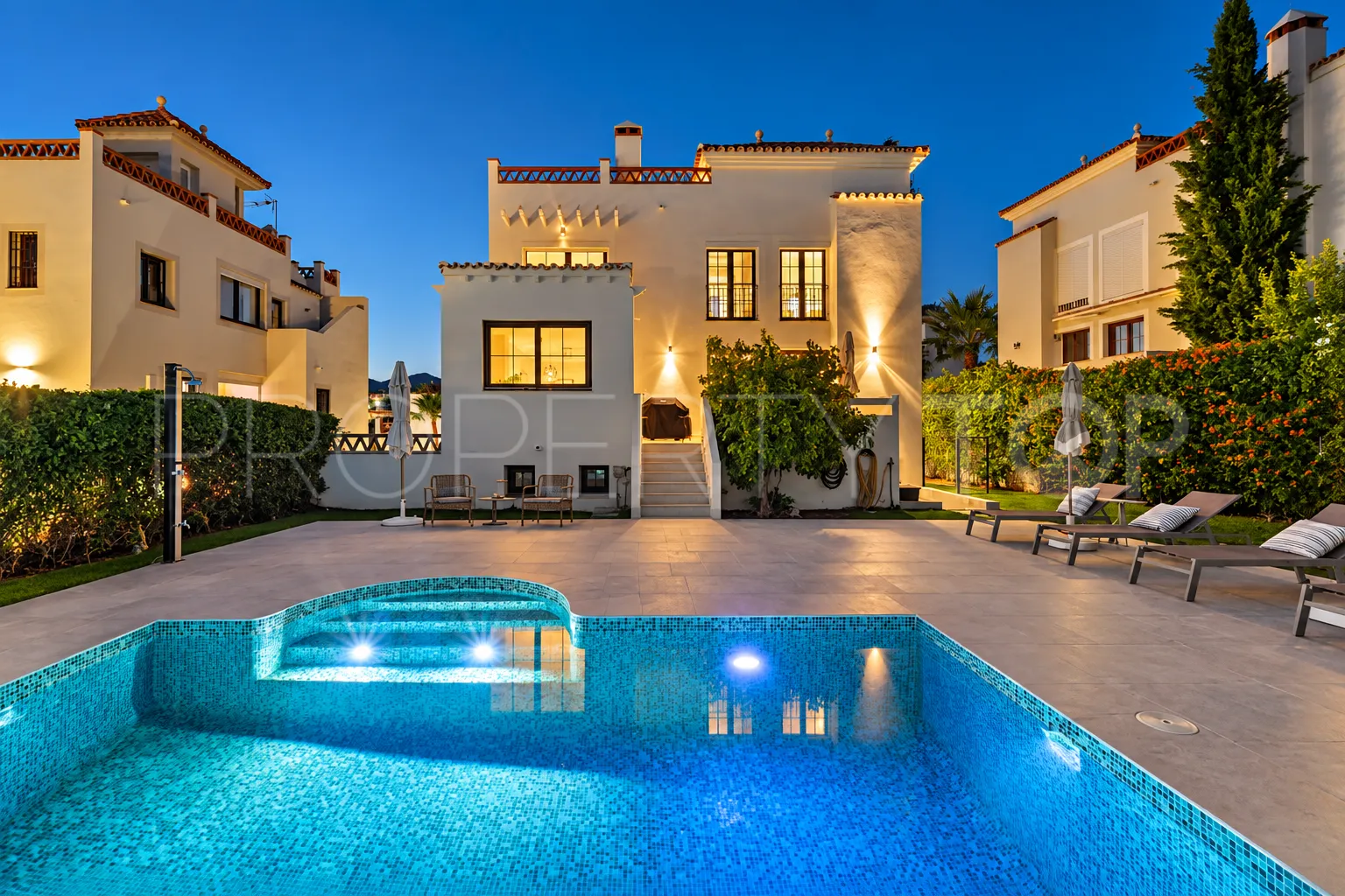 Villa for sale in La Resina Golf