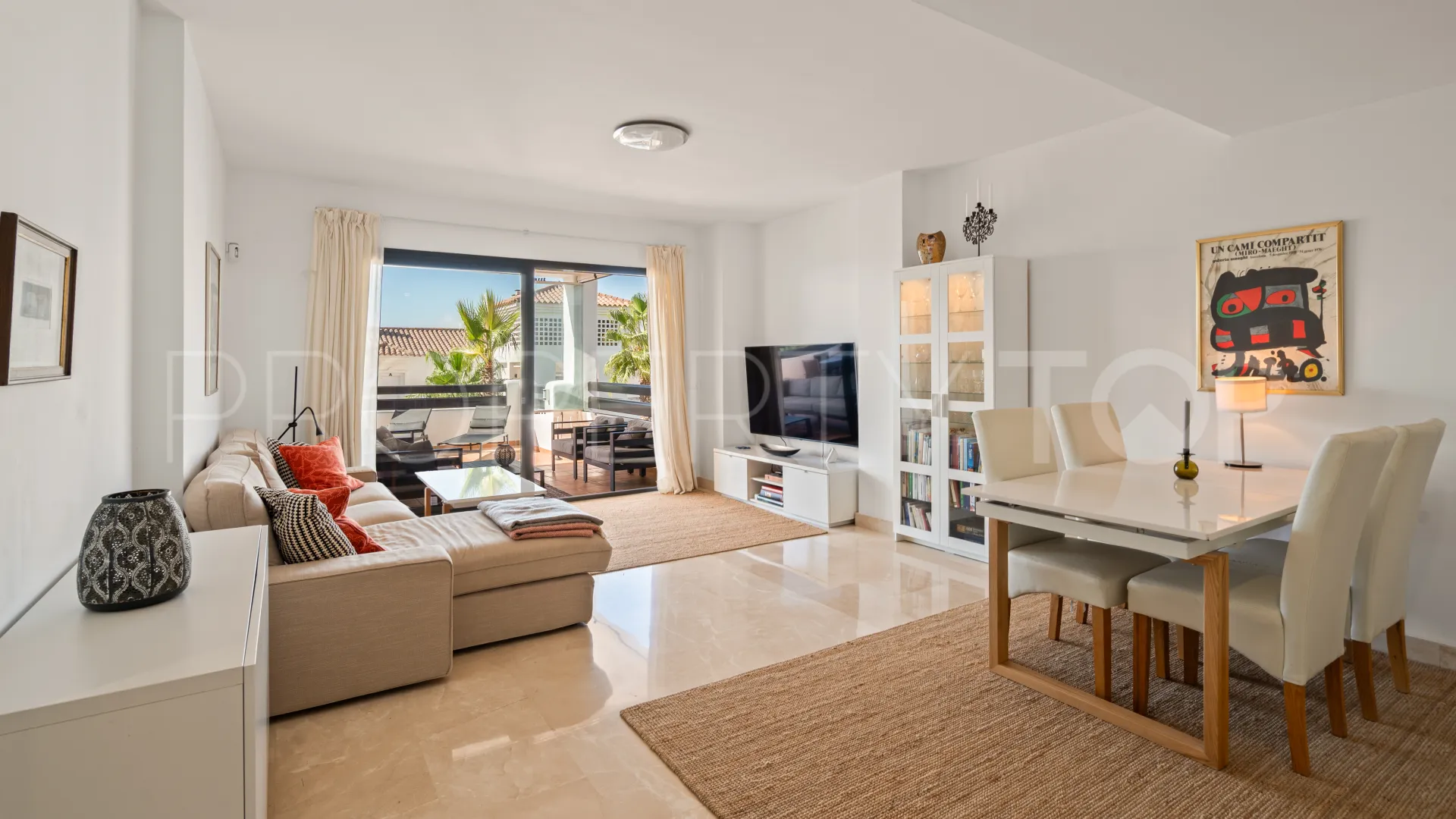 Comprar apartamento planta baja en Casares