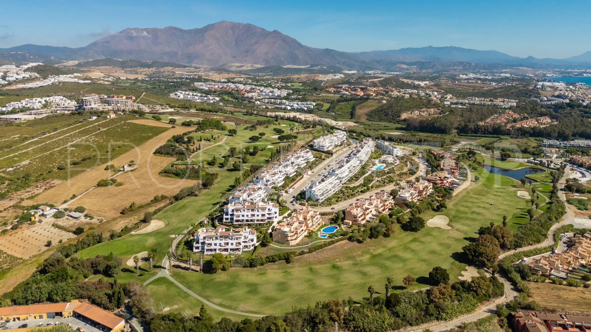Comprar apartamento planta baja en Casares