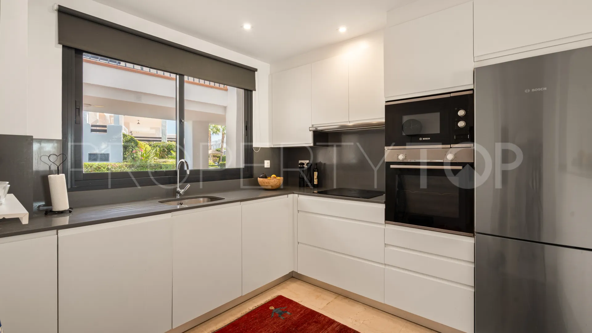 Comprar apartamento planta baja en Casares
