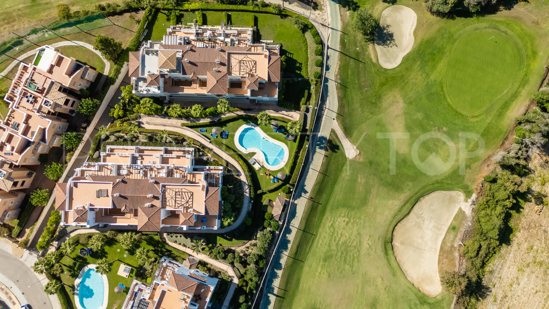 Comprar apartamento planta baja en Casares