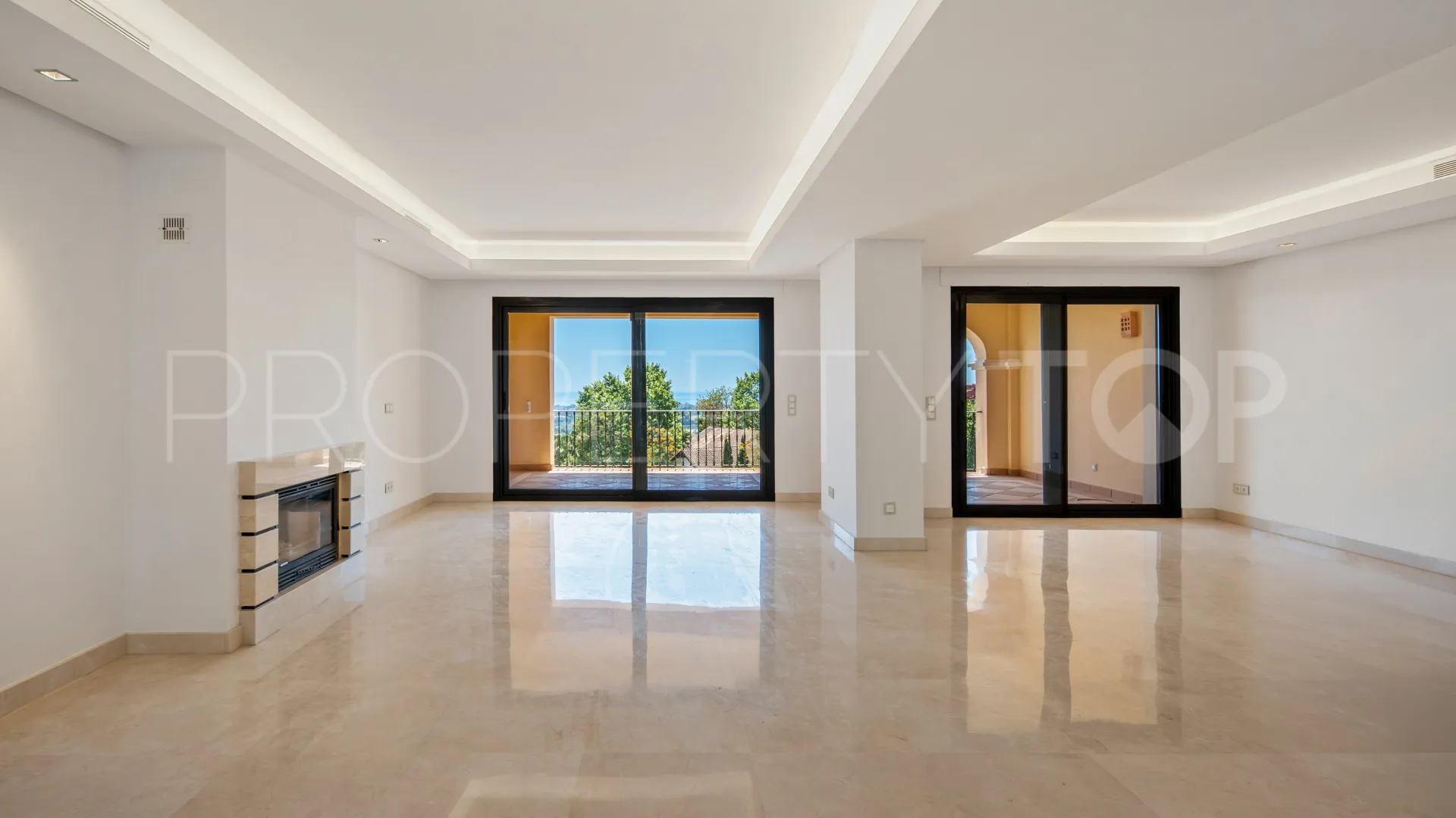Buenavista, atico duplex con 4 dormitorios en venta