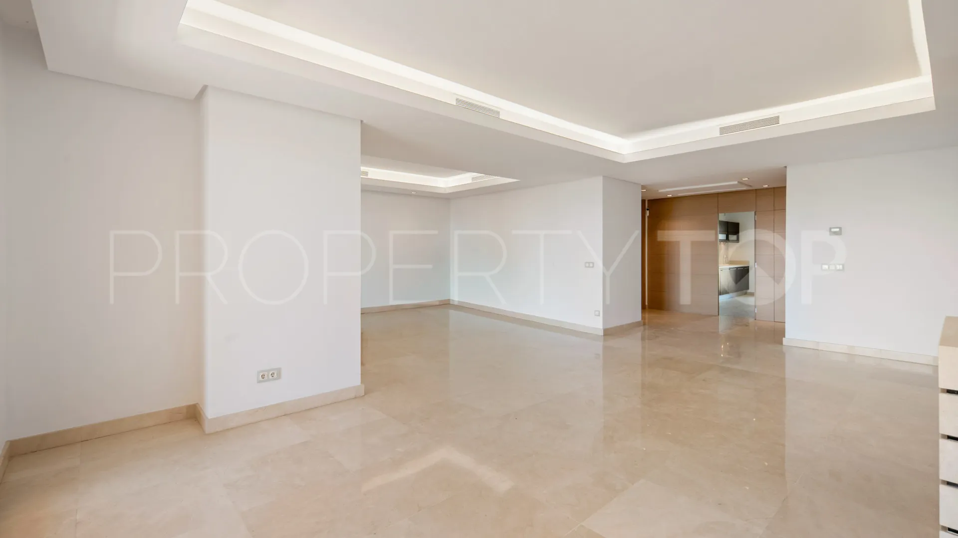 Buenavista, atico duplex con 4 dormitorios en venta