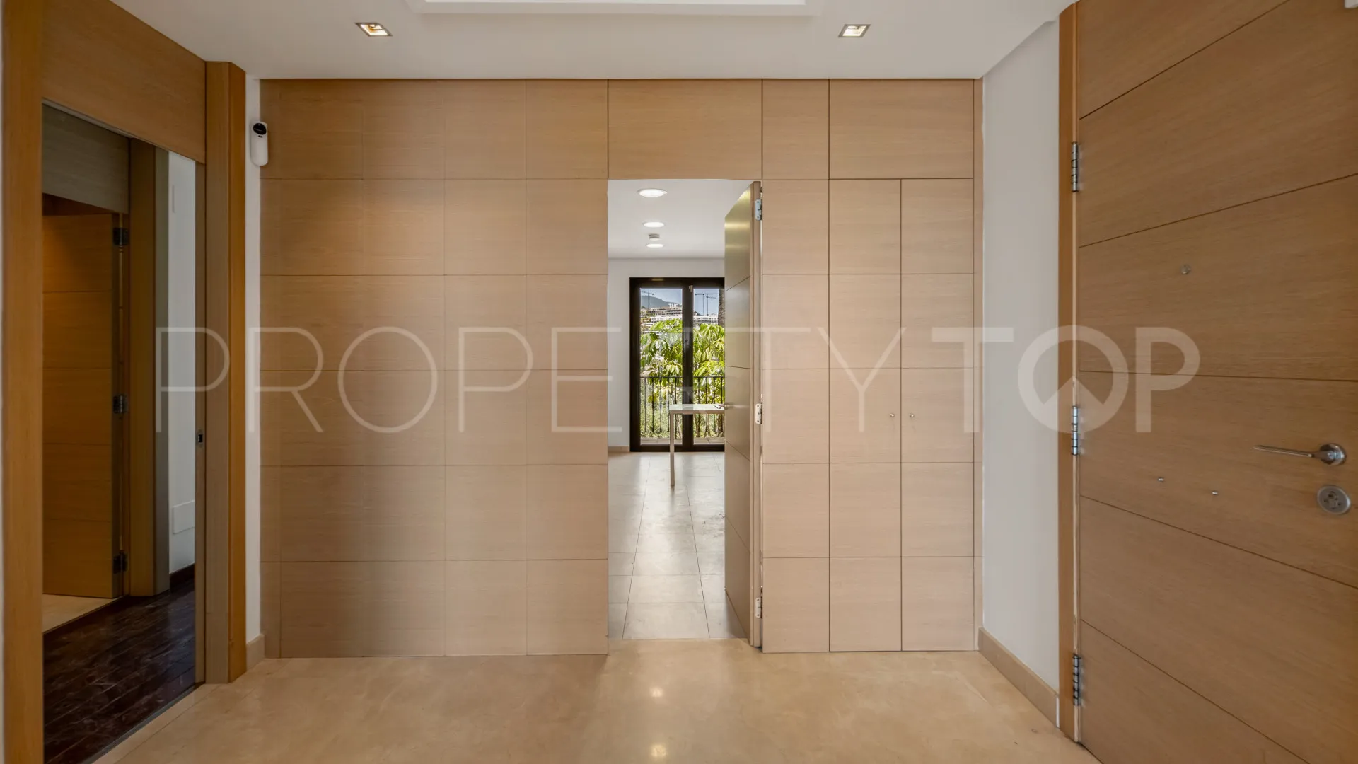 Buenavista, atico duplex con 4 dormitorios en venta