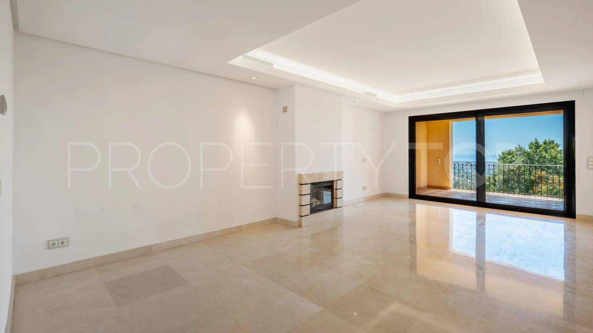 Buenavista, atico duplex con 4 dormitorios en venta