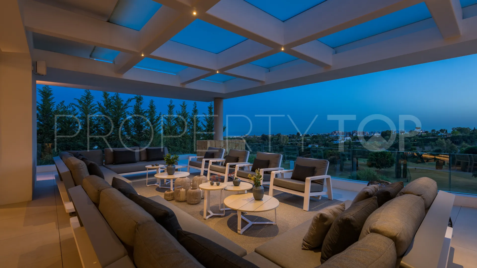 5 bedrooms villa for sale in Los Flamingos