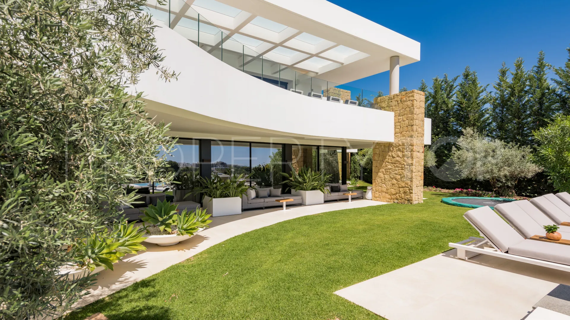 5 bedrooms villa for sale in Los Flamingos