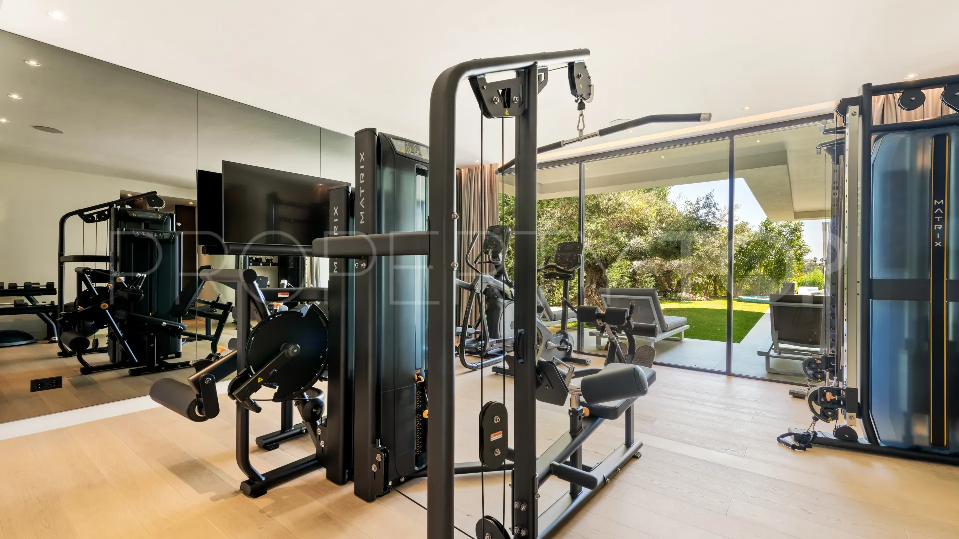 5 bedrooms villa for sale in Los Flamingos