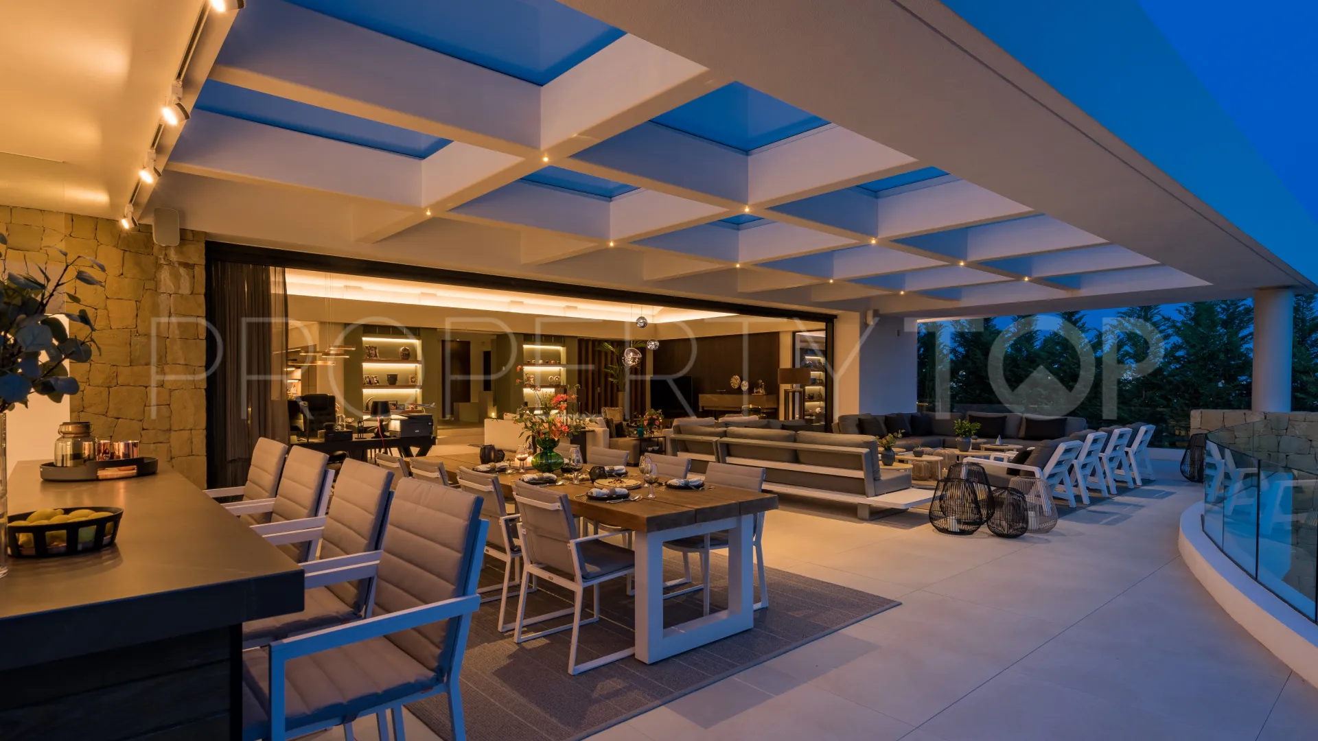 5 bedrooms villa for sale in Los Flamingos