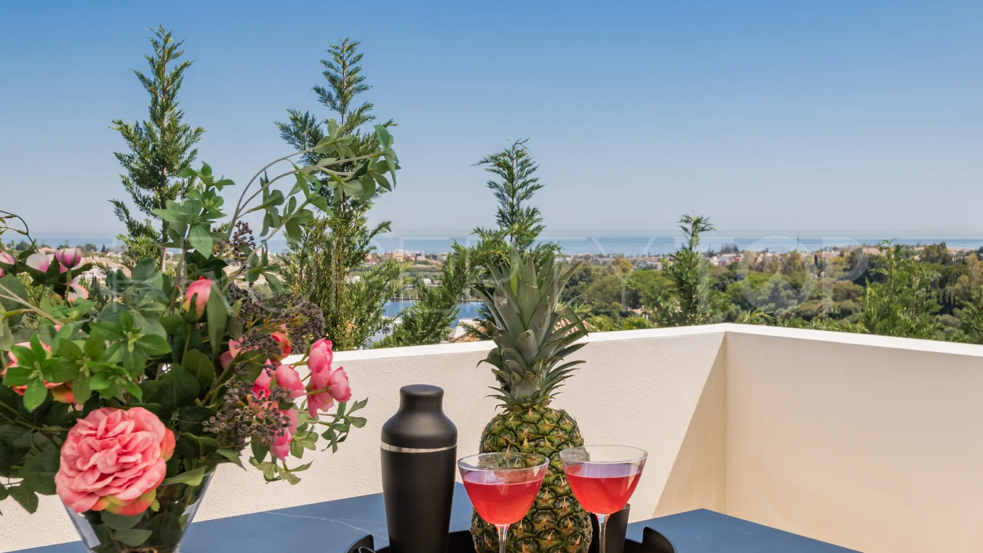 5 bedrooms villa for sale in Los Flamingos