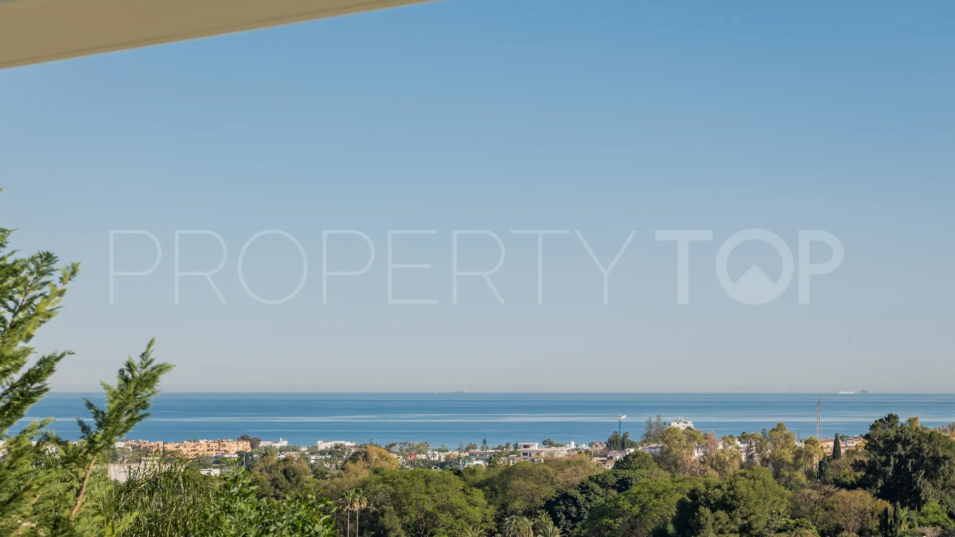 5 bedrooms villa for sale in Los Flamingos