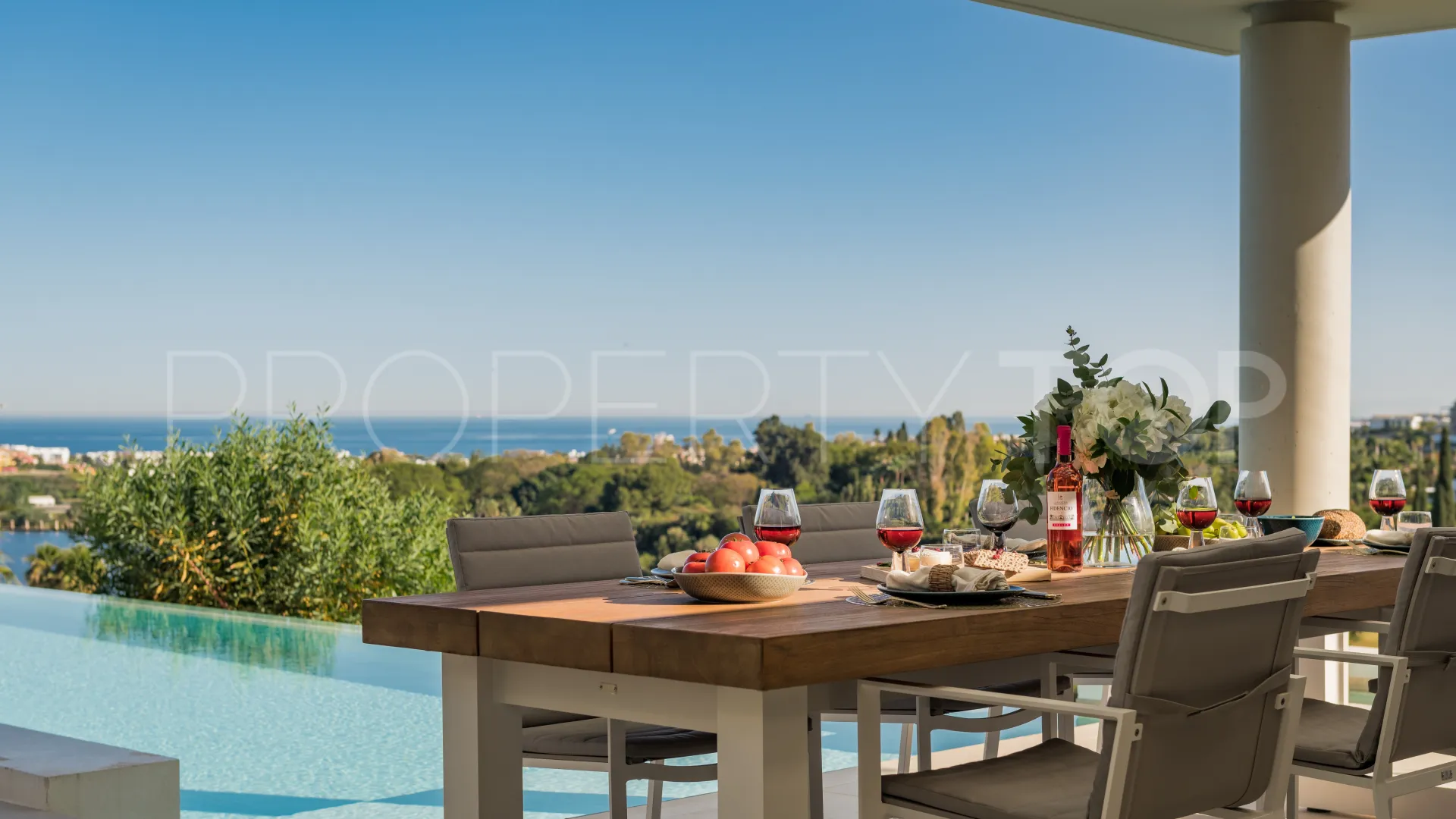 5 bedrooms villa for sale in Los Flamingos