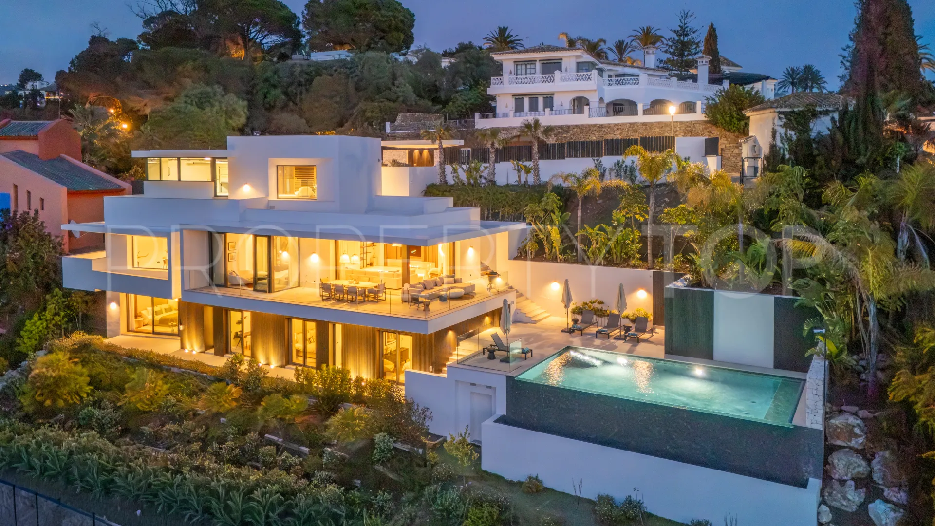 El Rosario villa for sale