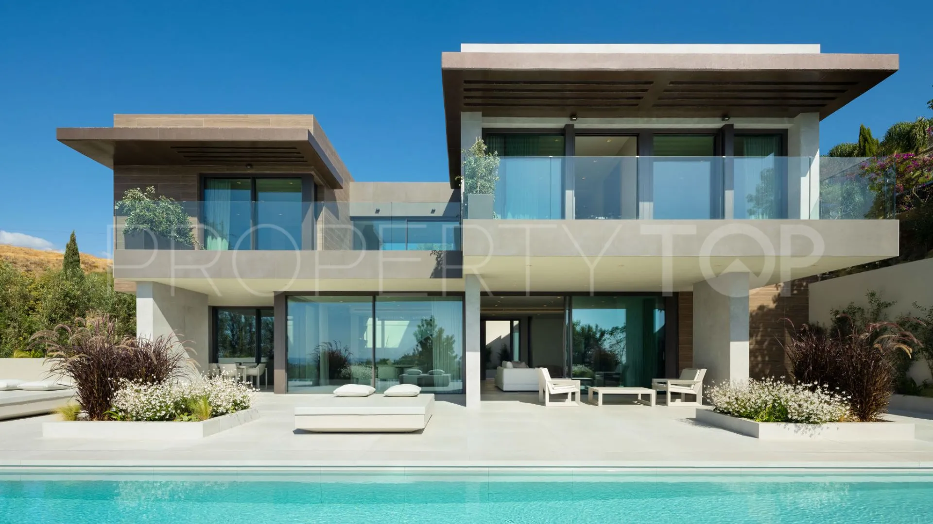 Villa de 5 dormitorios en venta en Los Flamingos