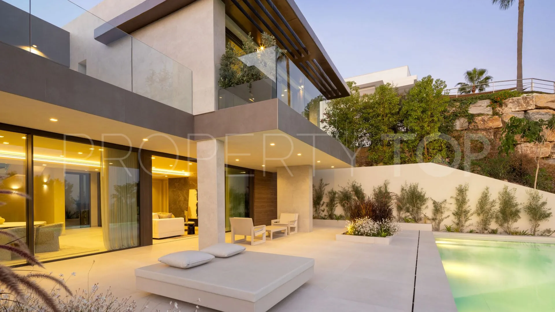 Villa de 5 dormitorios en venta en Los Flamingos