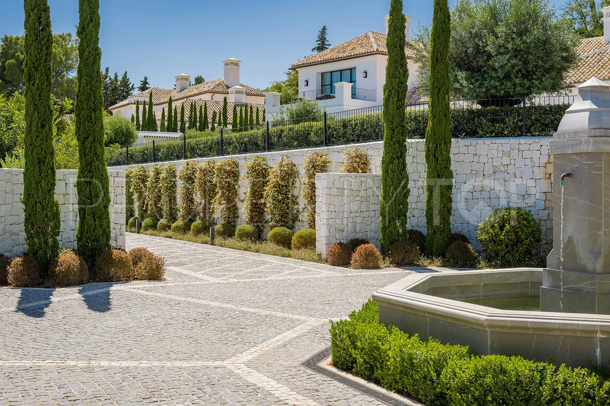 Se vende villa en Cascada de Camojan