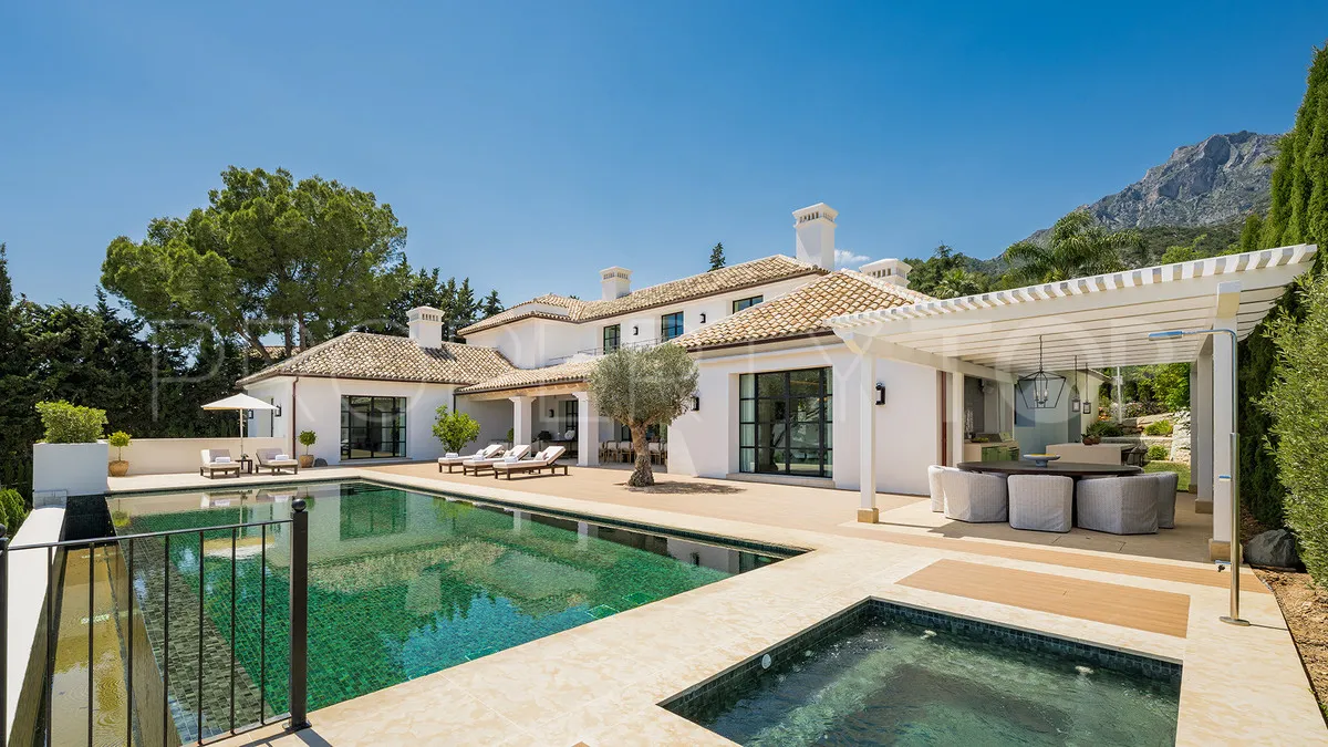 Se vende villa en Cascada de Camojan
