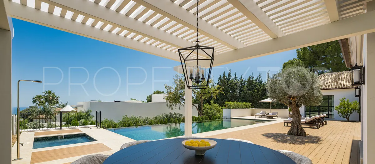 Se vende villa en Cascada de Camojan