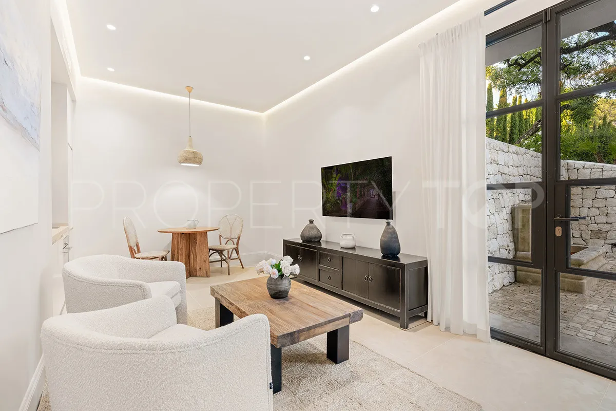 Se vende villa en Cascada de Camojan