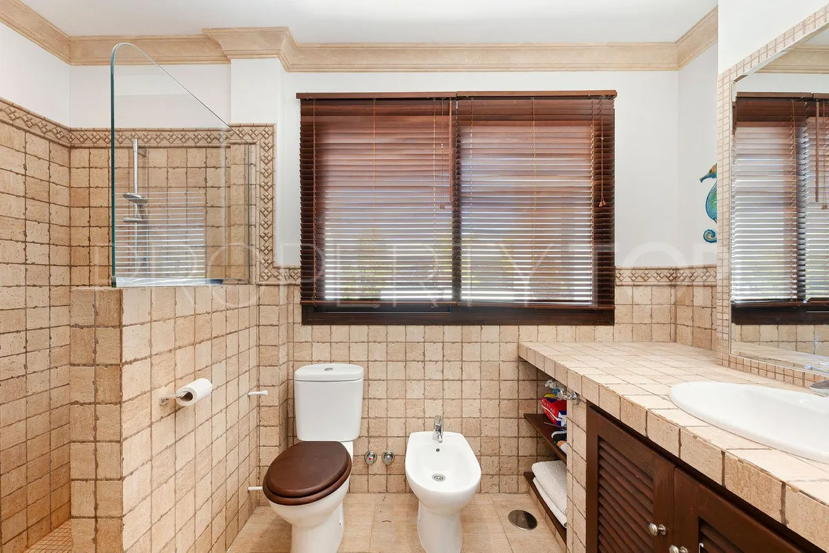 San Pedro de Alcantara 4 bedrooms villa for sale