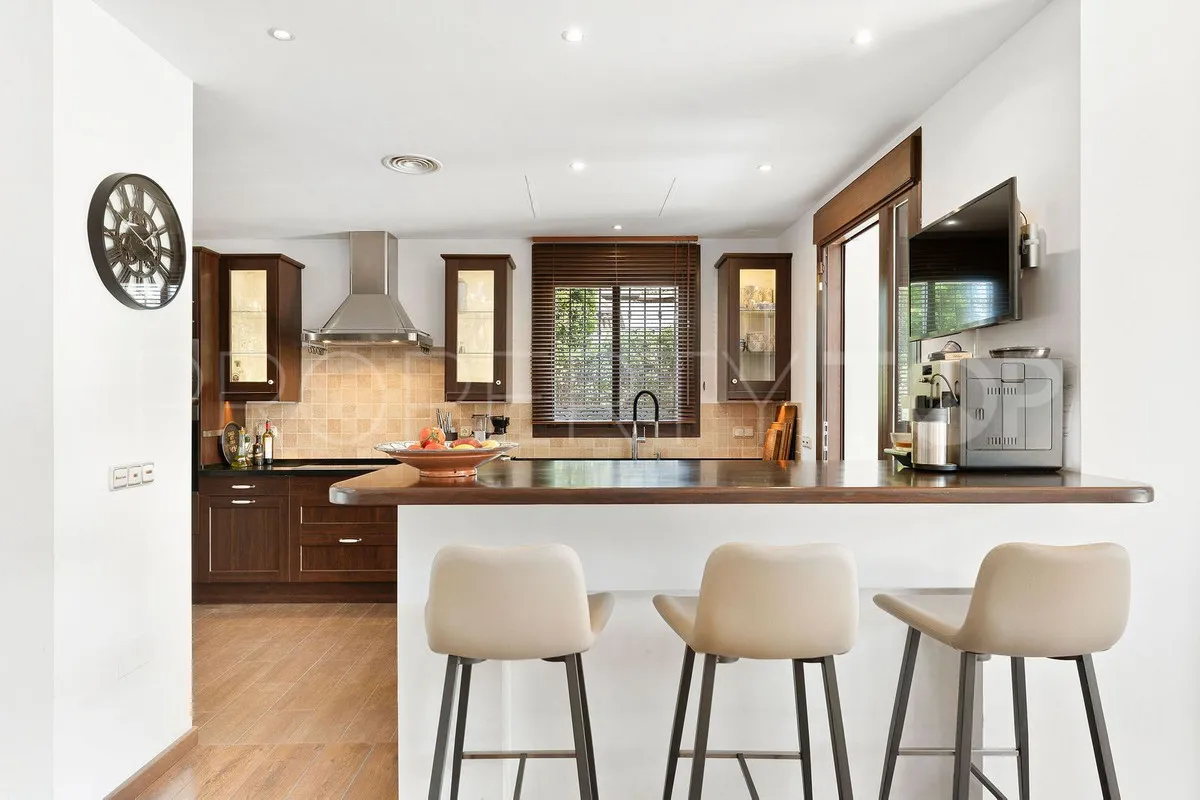 San Pedro de Alcantara 4 bedrooms villa for sale