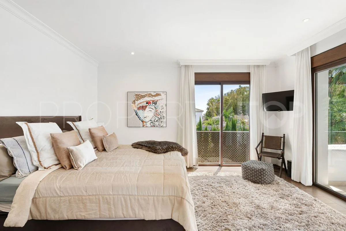 San Pedro de Alcantara 4 bedrooms villa for sale