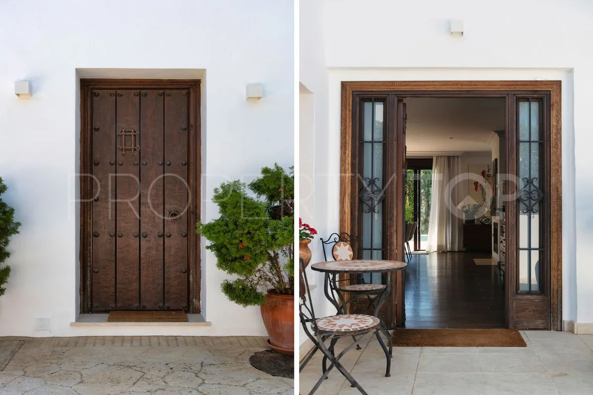 San Pedro de Alcantara 4 bedrooms villa for sale