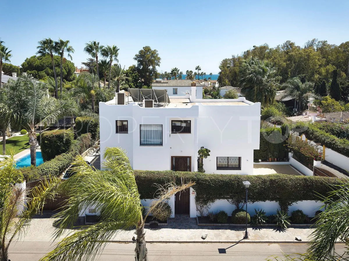 San Pedro de Alcantara 4 bedrooms villa for sale